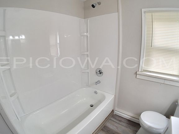 2nd image of 1339 K Ave NE