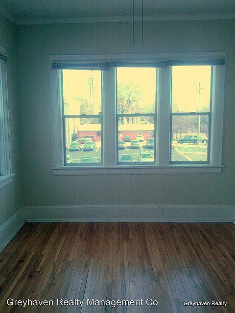2nd image of 324 E 8th St APT 03