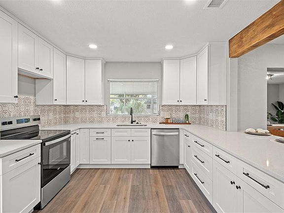 4th image of 1472 Ruth Rd