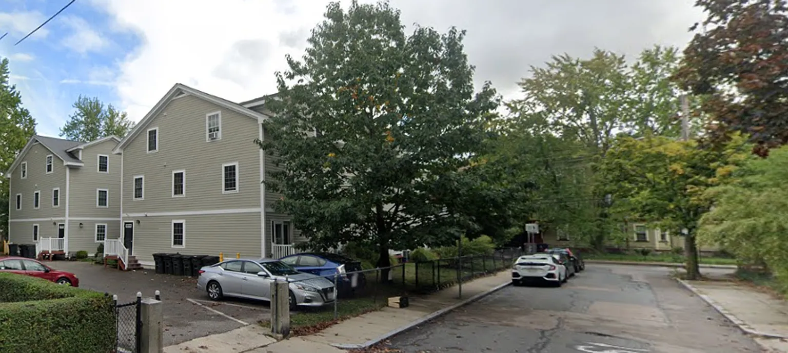 Five Bedroom + Two & half Bath TownHouse * Lower Allston — Photo 1