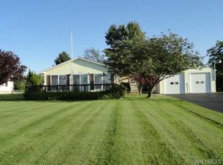 14500 Lakeshore Rd, Kent, NY 14477