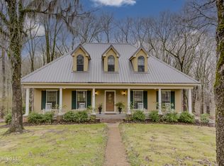 301 Warwick Rd, Clinton, MS 39056