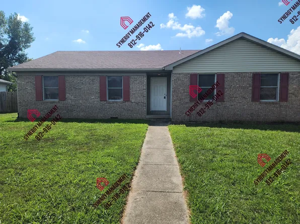 4911 Shenandoah Ave, Newburgh, IN 47630