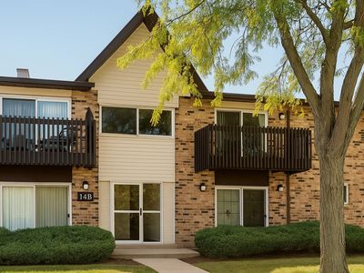 14B Kingery Quarter APT 207, Willowbrook, IL, 60527