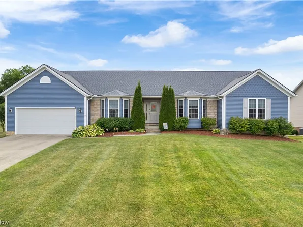 20 W Maple Dr, Seville, OH 44273