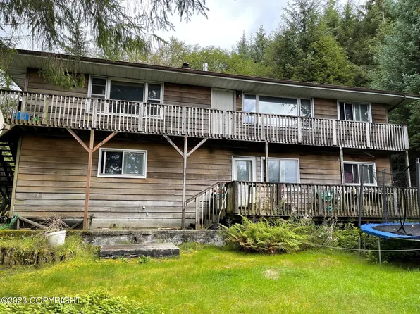 3946 Fairview Ave, Ketchikan, AK 99901
