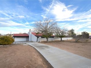 19725 Rincon Rd, Apple Valley, CA 92307