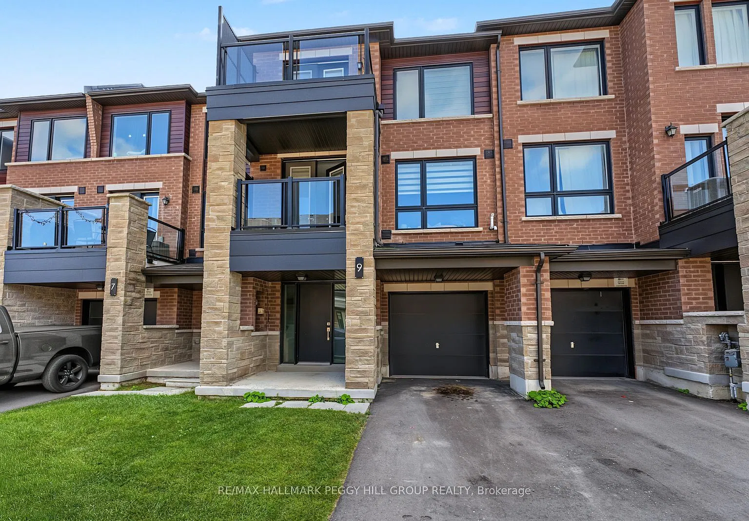 2 bed, $2,550 — Photo 1