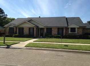 1312 Levee Dr, Houma, LA 70360