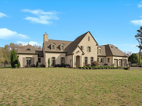 2nd image of 9494 Rocky Hills Dr
