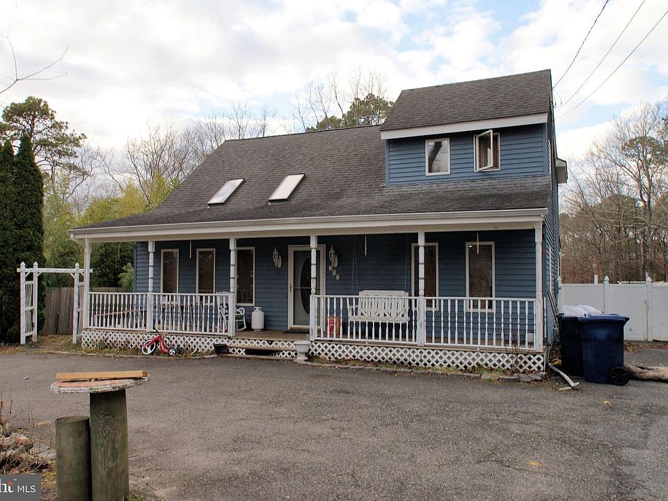 1st image of 387 Frog Pond Rd