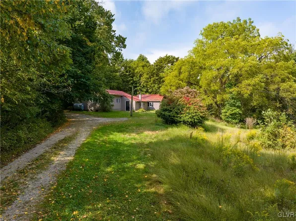 182 Baldy Hill Rd, Alburtis, PA 18011