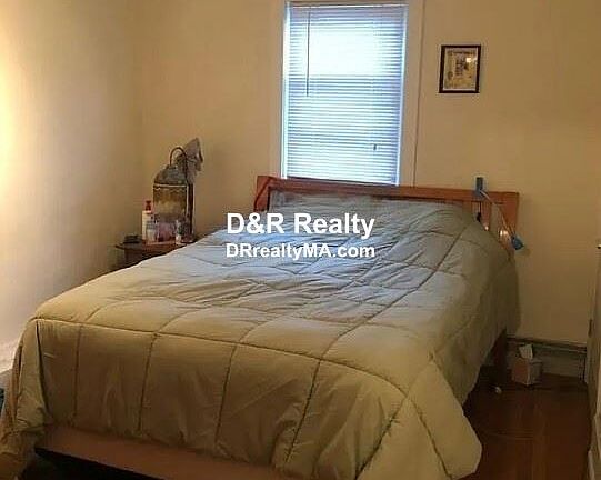 4 Dudley #2 Cambridge Unit Photo 3