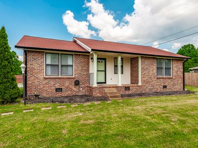 501 Black Patch Dr, Springfield, TN, 37172