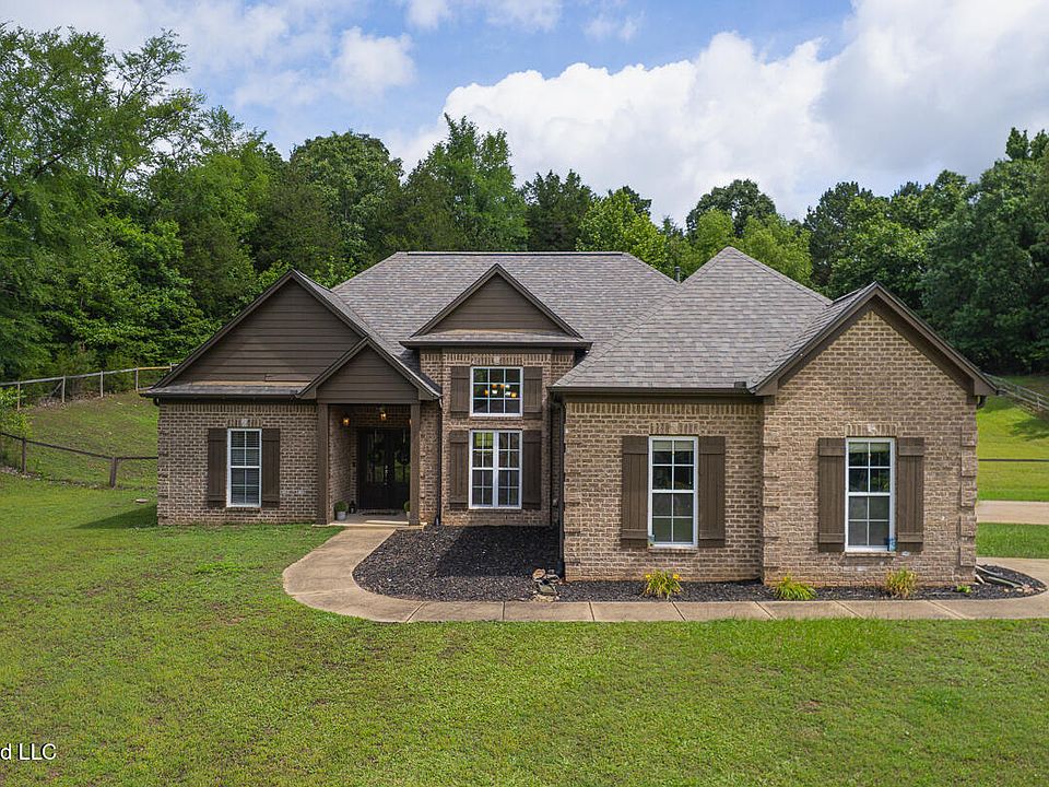1st image of 164 Timber Ridge Dr