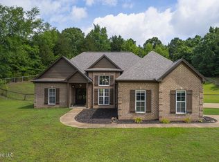 164 Timber Ridge Dr, Byhalia, MS 38611
