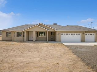 35680 John Albert Dr, Madera, CA 93636