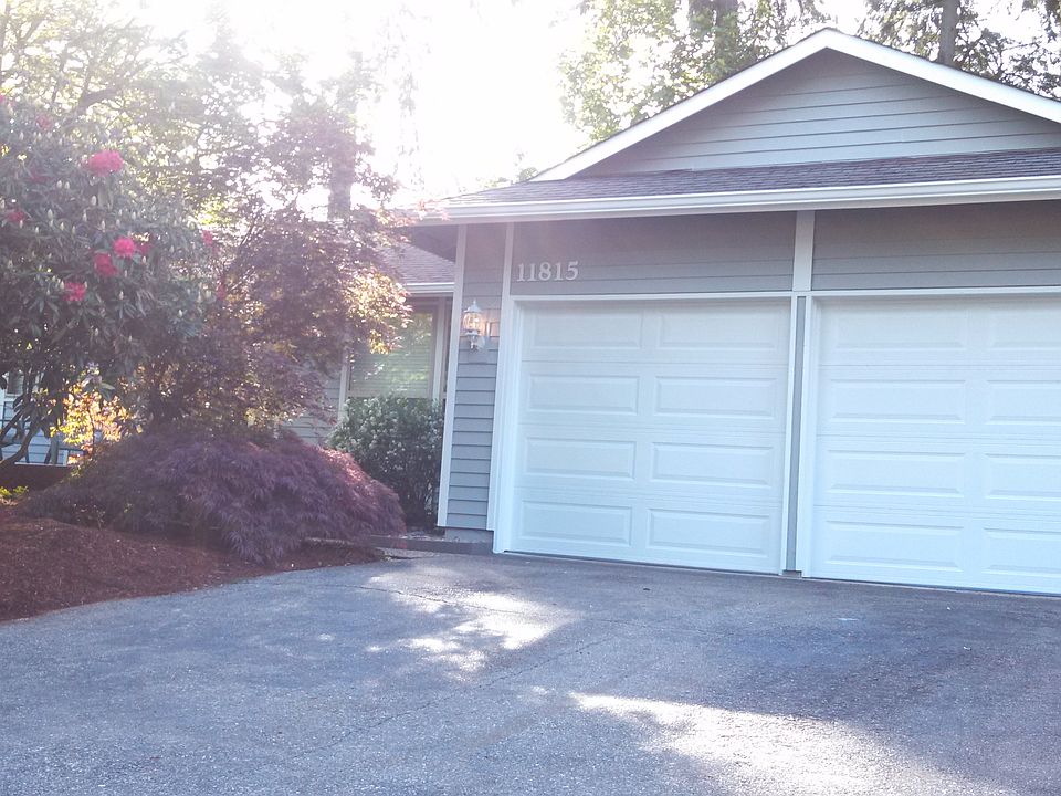 1st image of 11815 NE 143rd St
