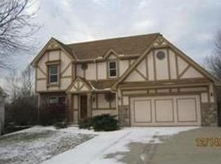 534 Bittersweet Rd, Lansing, KS 66043