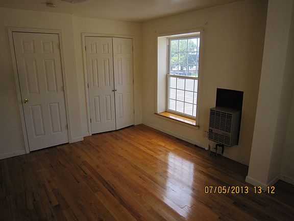 4th image of 522 Washington Ave APT 2C