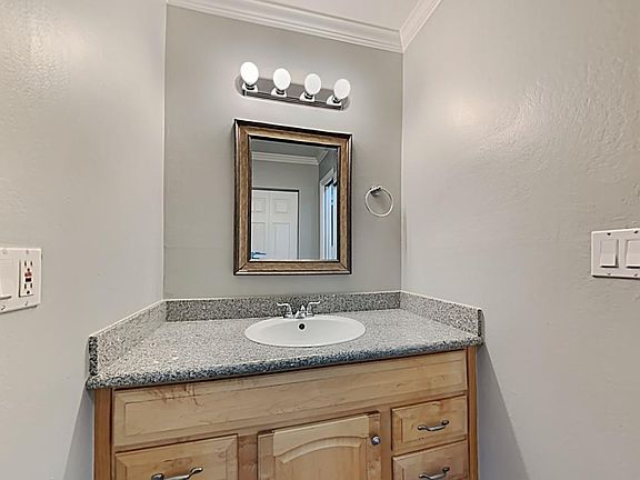 5th image of 1 Lemonwood Pl