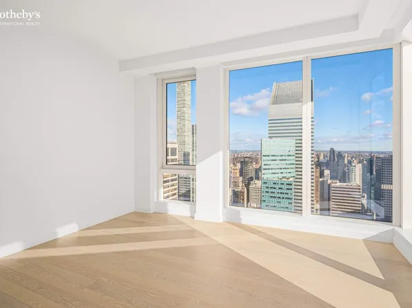 138 East 50th Street image 23 of 50