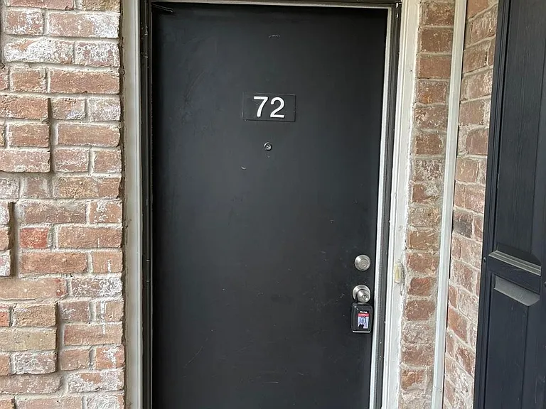 6402 Del Monte Dr #72 — Photo 1