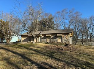 8220 Rising Fawn Dr, Knoxville, TN 37923