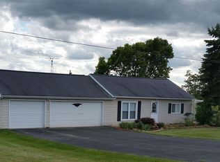 15375 W Beecher Rd, Hudson, MI 49247