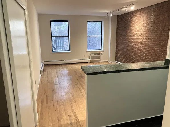 235 E 13th St, New York, NY