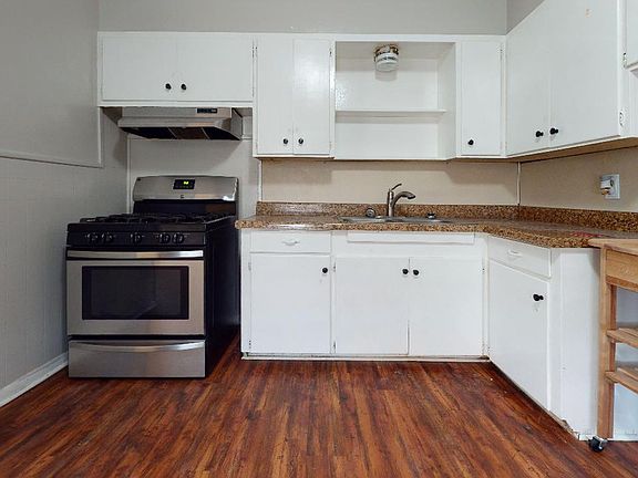 4th image of 1105 Palasota Dr