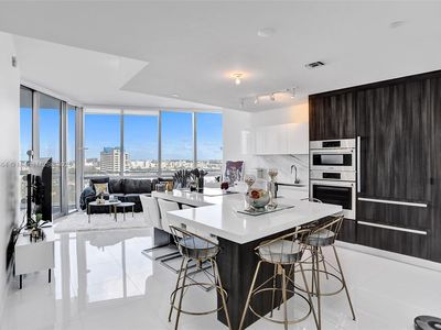 851 NE 1st Ave Unit 2204, Miami, FL, 33132