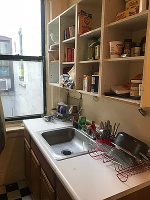 Rented by Nooklyn NYC LLC | media 18