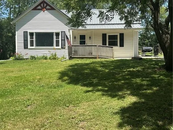 317 Chrissenger St, Burlington Junction, MO 64428