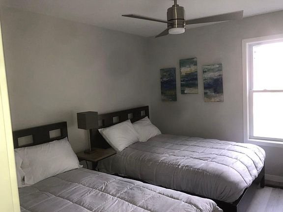 5th image of 15339 Oakwood Ave