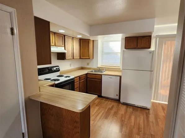 955 S Pitkin Court, Aurora, CO 80017
