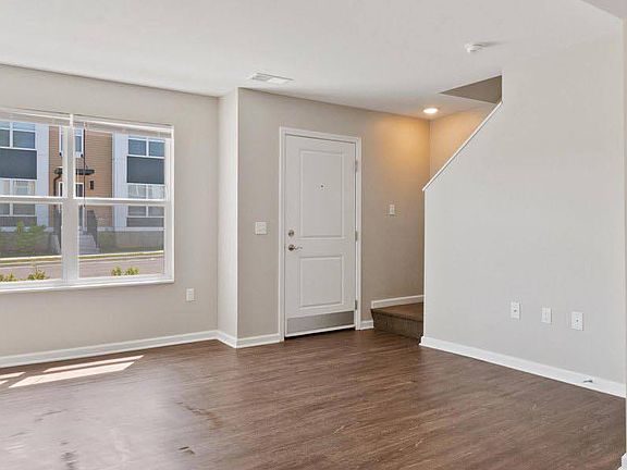 2nd image of 160 E Huron St #1108