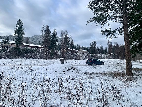 4th image of Nka Clark Fork Dr