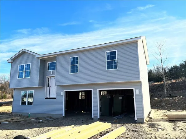 6 Julian's Circle, Sterling, CT 06377