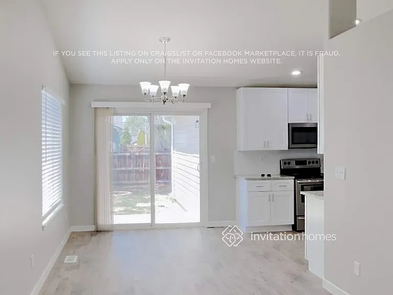 223 N 49th Avenue Ct — Photo 7