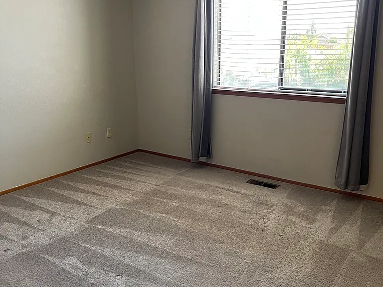 3825 Sage Rd — Photo 7