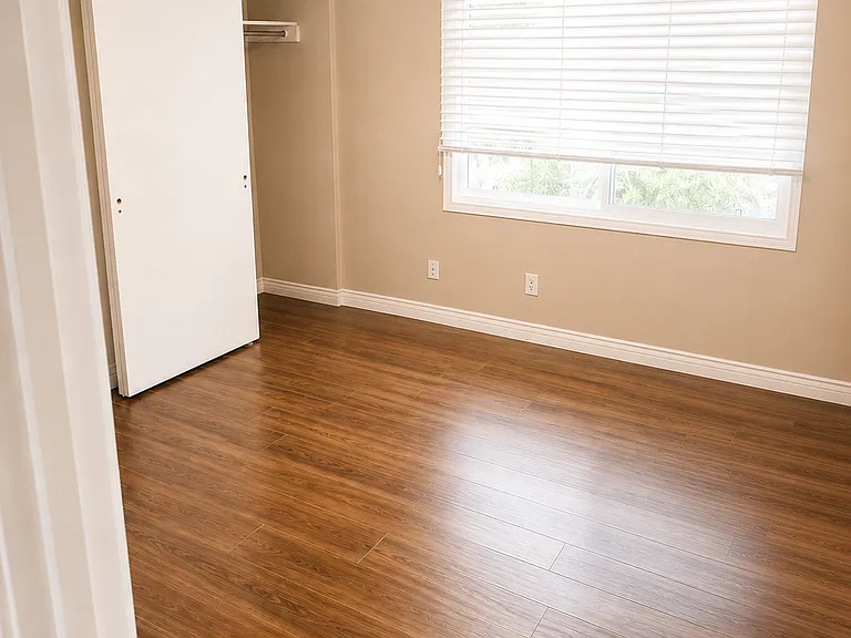 1825 E Fremont Dr — Photo 10