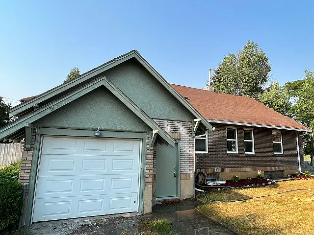 3 bed, 2162 sqft, $1,800 — Photo 3