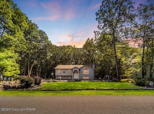 3317 Greenbriar Dr, East Stroudsburg, PA