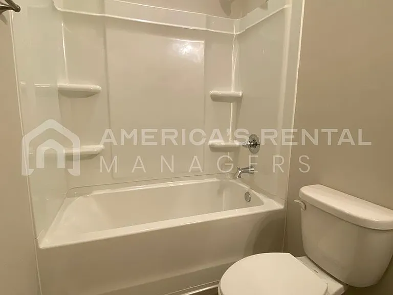 250 County Road 1701 — Photo 10