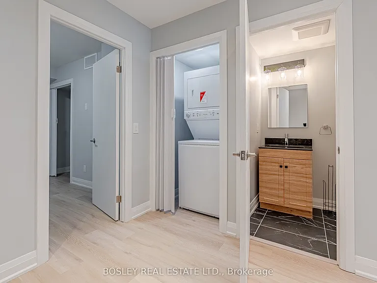581 Old Weston Rd #BASEMENT — Photo 8