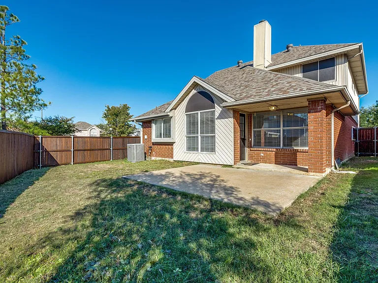 6841 Bellehaven Dr — Photo 24