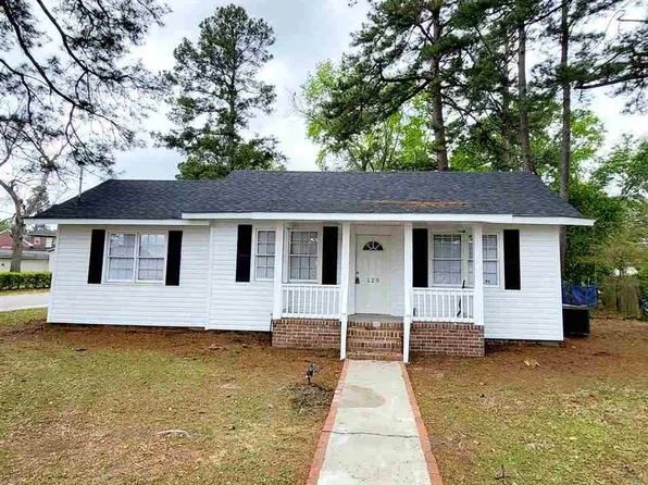 125 Lee St, Lake City, SC 29560