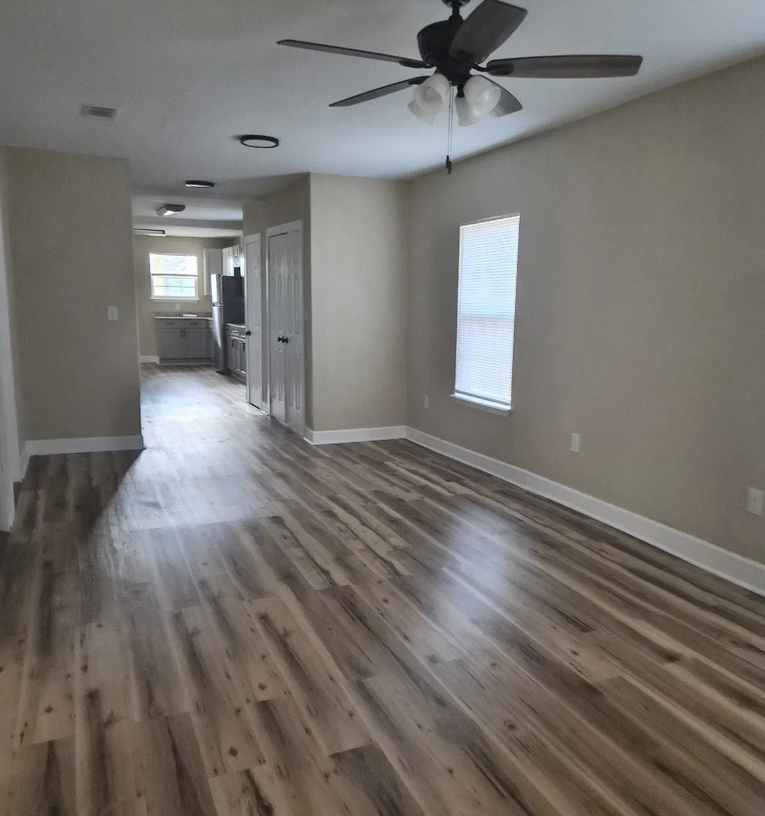 3 bed, 1695 sqft, $1,600 — Photo 3