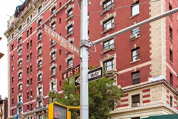 Rented by Rachel Realty | media 15